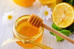 2 cách trị sẹo lõm bằng mật ong giúp da mịn màng