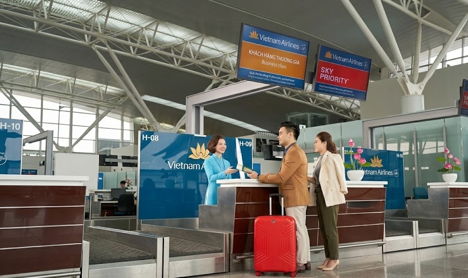 Hành khách ký gửi vali size 24 inch 